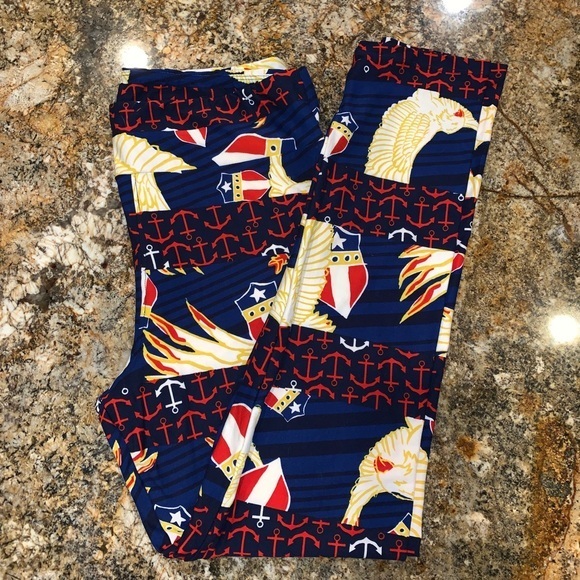 ⚓️LIMITED Americana SOFT Tall & Curvy Leggings - Picture 2 of 8